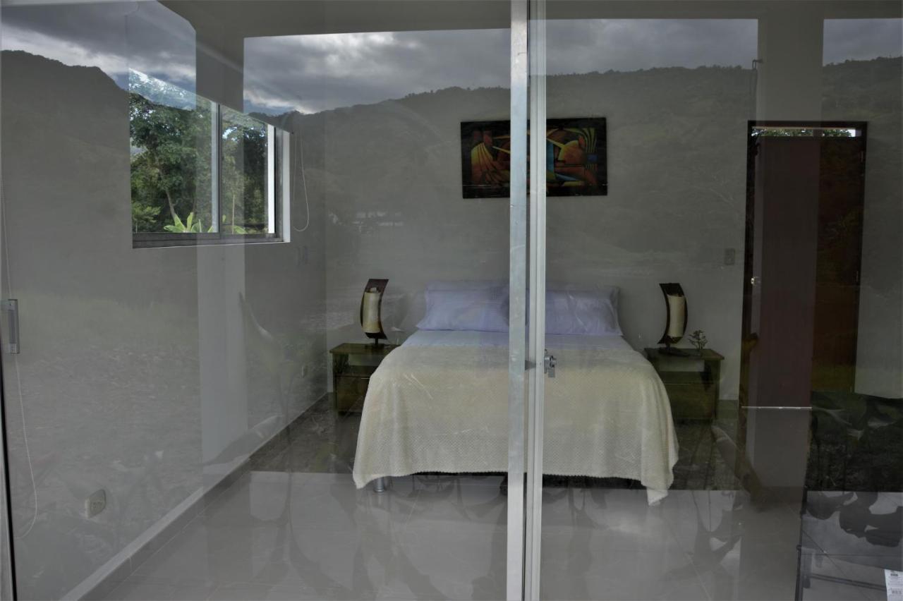 San Juan De Los Guayabos Guaduas Exterior foto